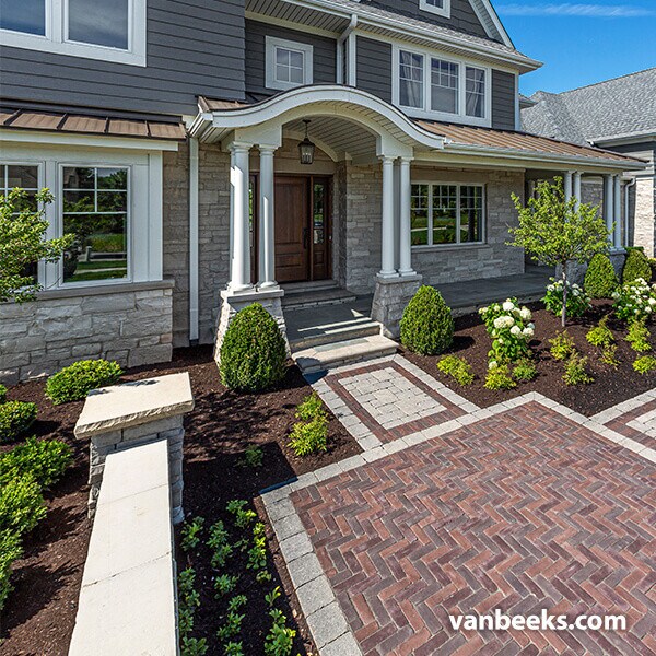Unilock Ledgestone Buff Coping